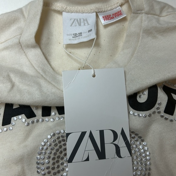 Zara Amour long sleeve top size 12-18 mos. NWT, ivory, silver heart black print - Picture 6 of 10